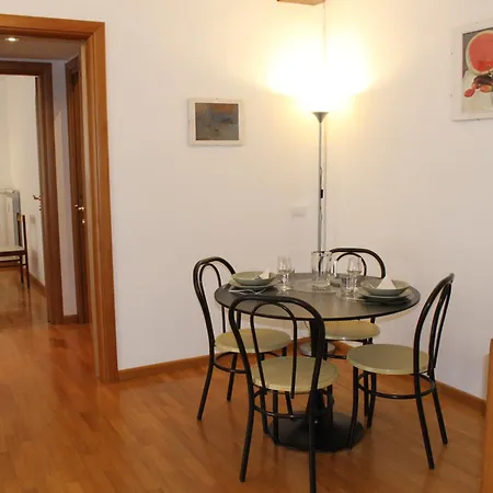 Interno 10-2