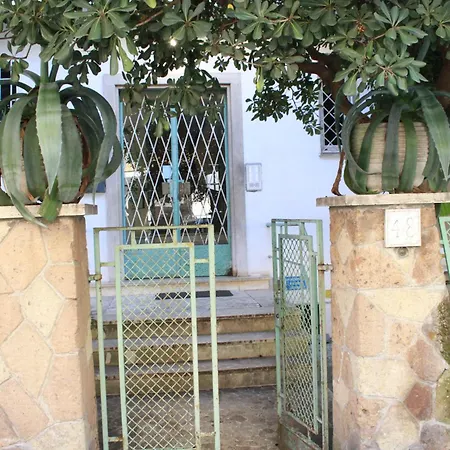 Interno 10-3